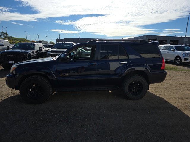 Used 2007 Toyota 4Runner SR5 AWD/4WD image 3