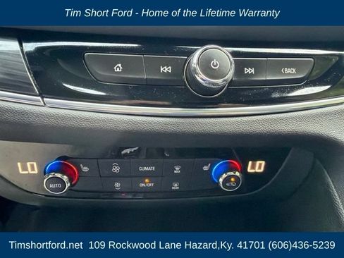 Used 2023 Buick Enclave Essence w/ Experience Buick Package AWD/4WD image 18