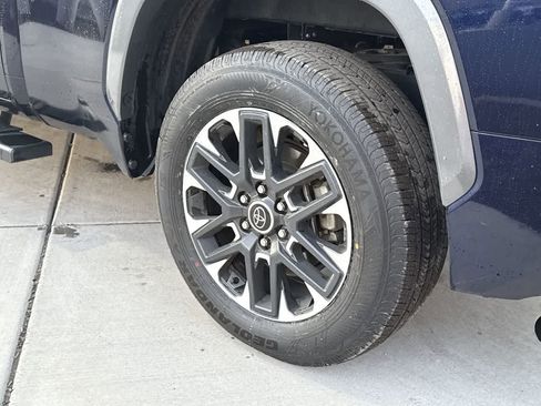 Used 2023 Toyota Tundra Limited image 8