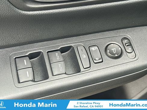 Certified 2025 Honda CR-V EX image 15