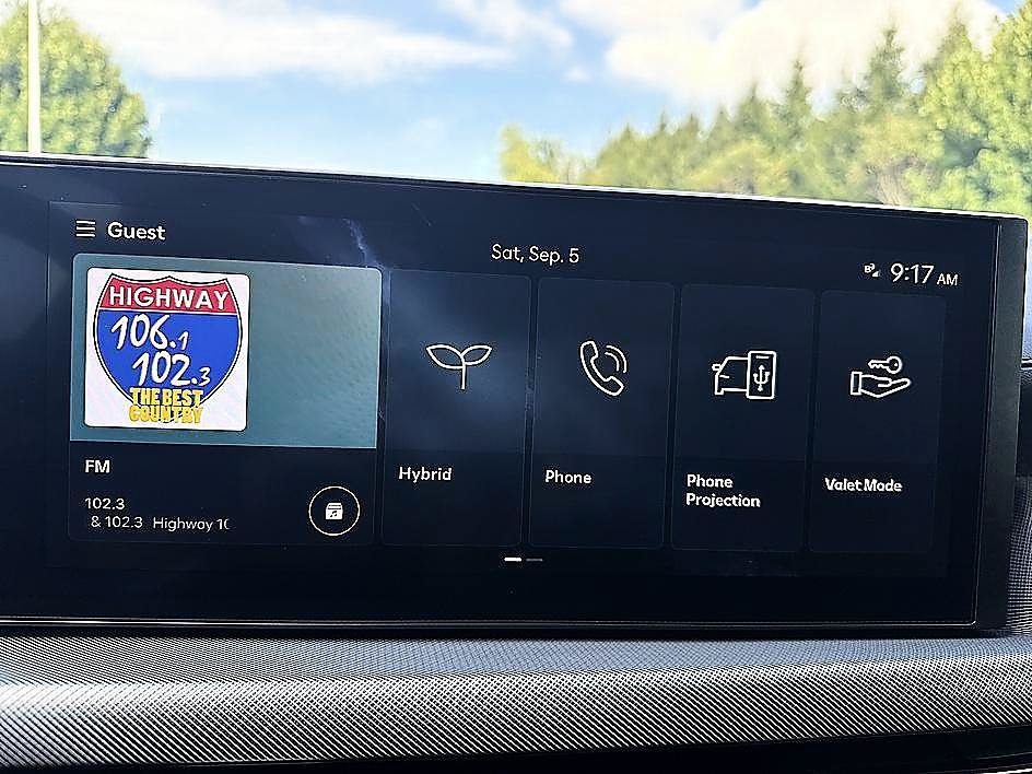 Certified 2025 Hyundai Sonata SEL FWD image 17