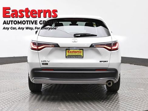 Used 2023 Honda HR-V Sport image 6