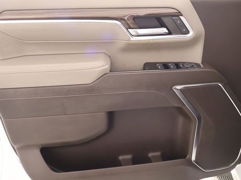 Used 2024 Chevrolet Silverado 3500 LT image 14