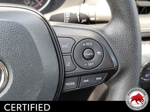 Used 2024 Toyota RAV4 XLE FWD image 30