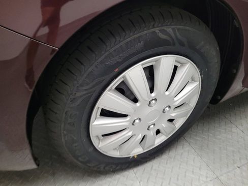 Used 2017 Kia Forte LX FWD image 31