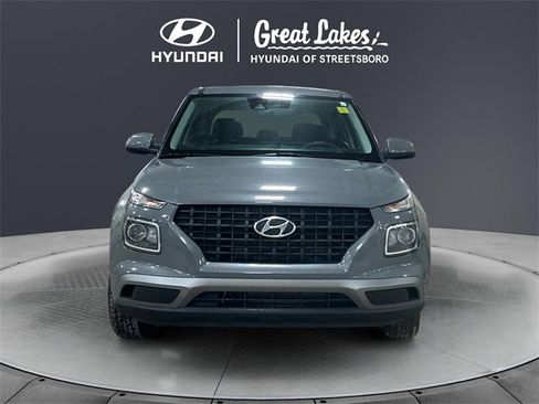 Used 2020 Hyundai Venue SE image 8