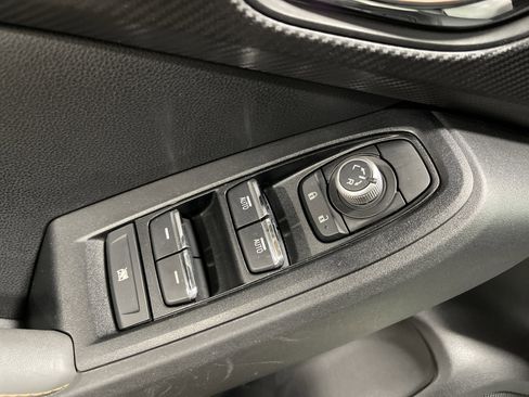 Used 2024 Subaru Crosstrek 2.5i Limited image 9