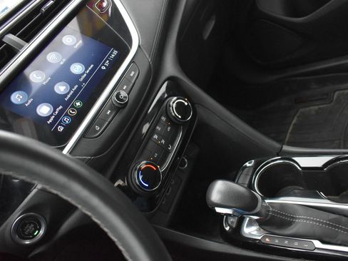 Used 2021 Buick Encore GX Preferred w/ Sport Touring Package image 22