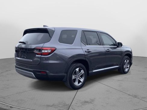 Used 2023 Honda Pilot EX-L image 3