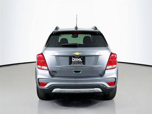 Used 2020 Chevrolet Trax LT image 12