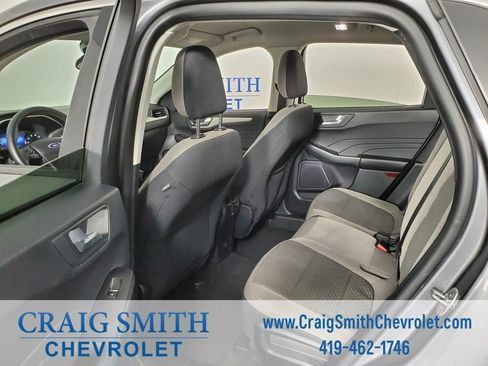 Used 2021 Ford Escape SE image 32