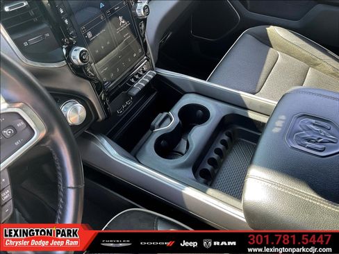 Used 2023 RAM 1500 Laramie AWD/4WD image 18