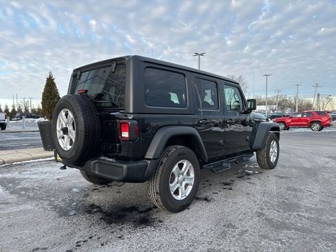 Used 2023 Jeep Wrangler Sport S image 7