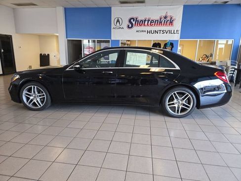 Used 2020 Mercedes-Benz S 560 4MATIC Sedan image 5