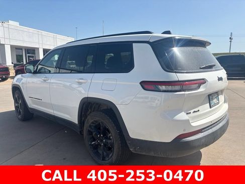 Used 2021 Jeep Grand Cherokee L Laredo AWD/4WD image 4