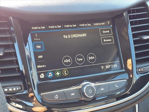 Used 2019 Chevrolet Trax LS image 10