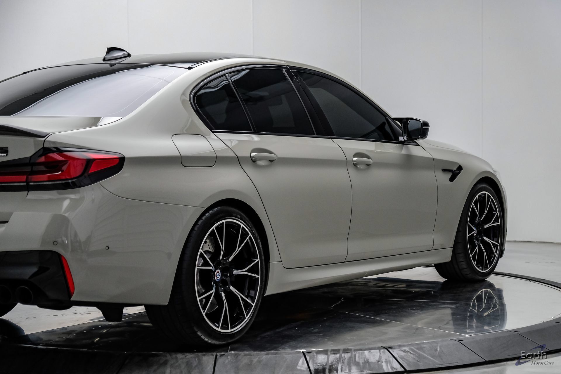 Used 2023 BMW M5 w/ Competition Package AWD/4WD image 19
