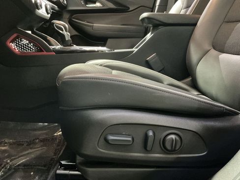 Used 2023 Chevrolet TrailBlazer RS image 22