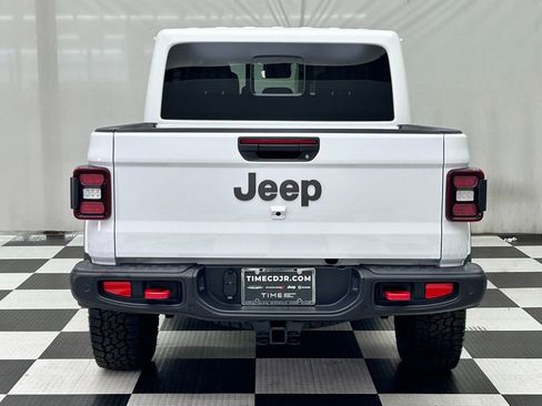 New 2025 Jeep Gladiator Rubicon image 6
