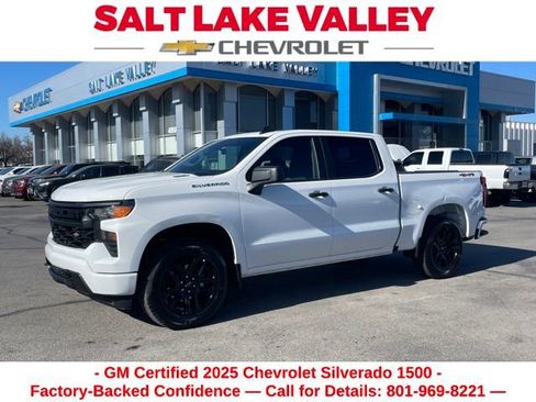 Used 2025 Chevrolet Silverado 1500 Custom image 1