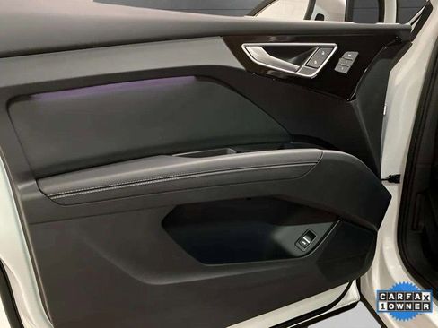 Used 2024 Audi Q4 e-tron Premium Plus image 29