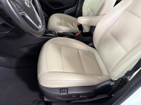 Used 2017 Buick Encore Essence w/ Experience Buick Package AWD/4WD image 10