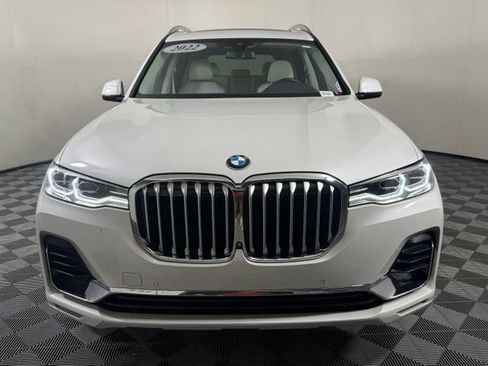 Used 2022 BMW X7 xDrive40i w/ Premium Package AWD/4WD image 11