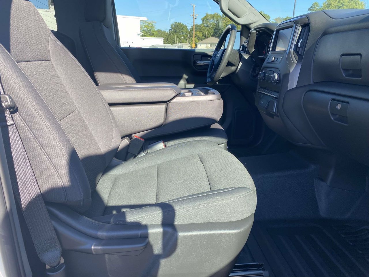 Used 2026 Chevrolet Silverado 1500 W/T w/ WT Safety Package AWD/4WD image 14