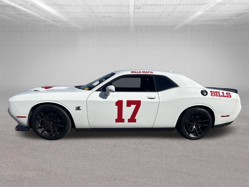 Used 2023 Dodge Challenger R/T Scat Pack RWD image 4