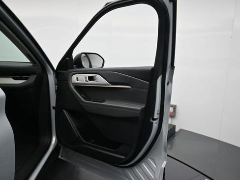 New 2026 Ford Explorer Active image 29