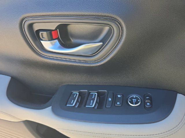 Used 2024 Honda HR-V EX-L image 24