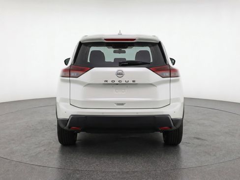 Used 2025 Nissan Rogue SV FWD image 7