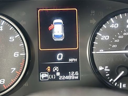 Used 2024 Subaru Crosstrek 2.0i AWD/4WD image 19