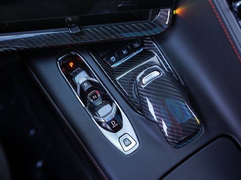 Used 2020 Chevrolet Corvette Stingray w/ 3LT Preferred Equipment Group image 32