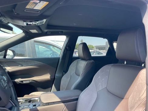 Used 2025 Lexus RX 350 AWD w/ Convenience Package image 6