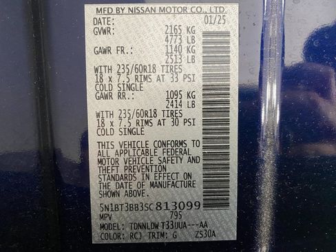 Certified 2025 Nissan Rogue SV AWD/4WD image 32