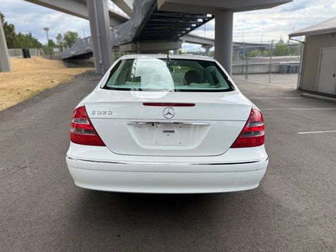Used 2005 Mercedes-Benz E 320 Sedan image 6