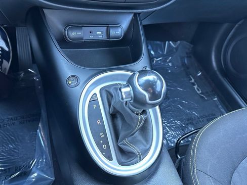 Used 2016 Kia Soul + w/ Designer's Package FWD image 14