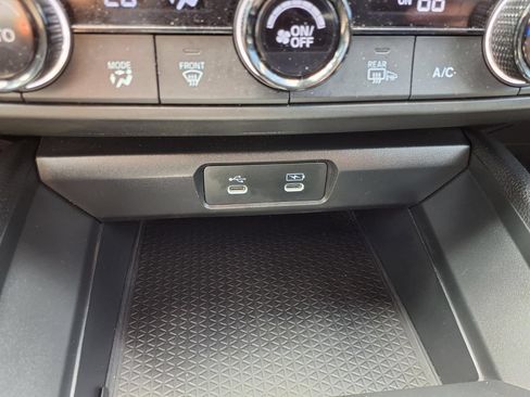 Used 2025 Honda Accord SE image 13