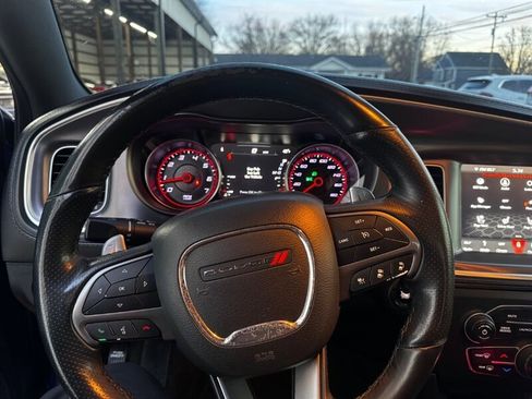 Used 2019 Dodge Charger Scat Pack w/ Technology Group image 27