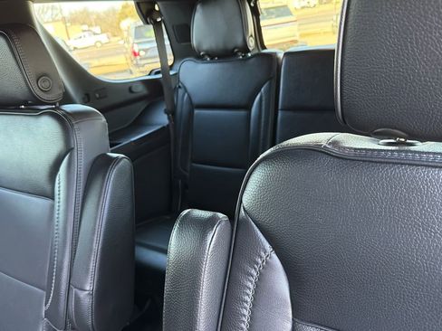 Used 2022 GMC Yukon Denali image 22