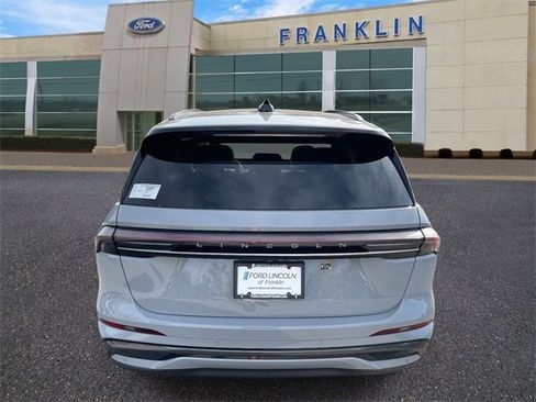 New 2026 Lincoln Nautilus Black Label w/ Jet Appearance Package image 4