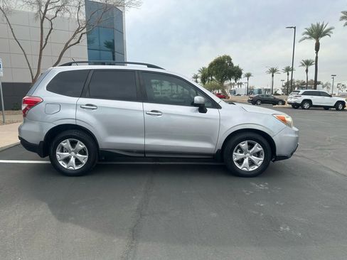 Used 2014 Subaru Forester 2.5i Premium w/ All-Weather Package image 4