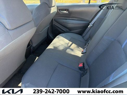 Used 2021 Toyota Corolla SE image 6