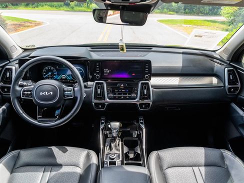 Used 2023 Kia Sorento SX FWD image 22
