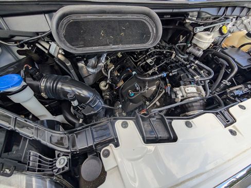 Used 2023 Ford Transit 350 XLT image 17