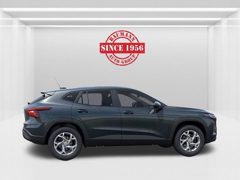 New 2026 Chevrolet Trax LS FWD image 5