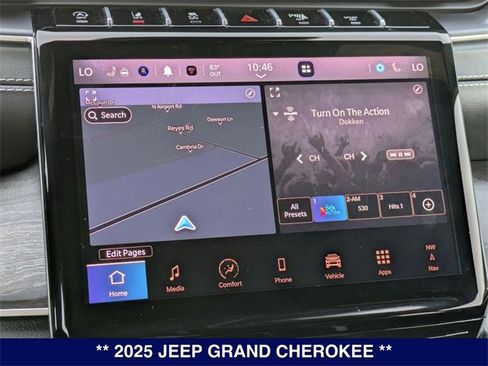 New 2025 Jeep Grand Cherokee Limited w/ Black Appearance Package image 22