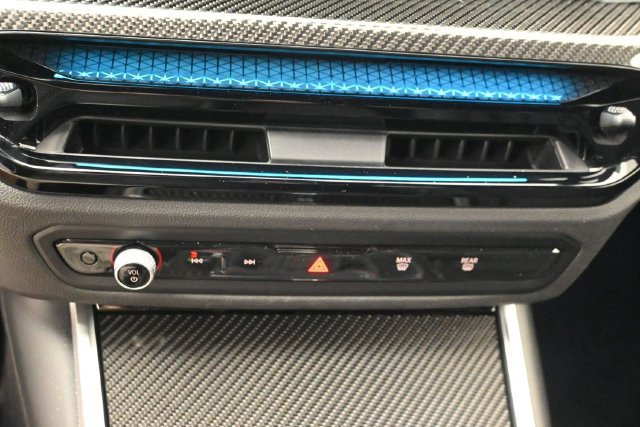 Used 2025 BMW M2 w/ Lighting Package RWD image 25