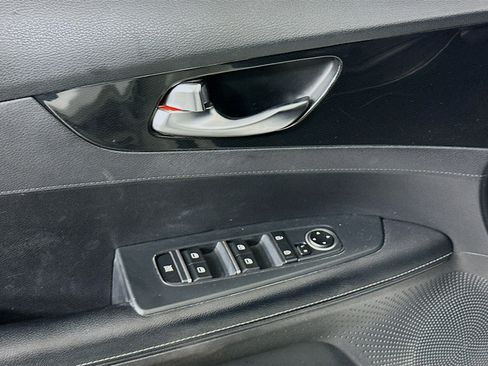 Used 2021 Kia Forte GT-Line image 15